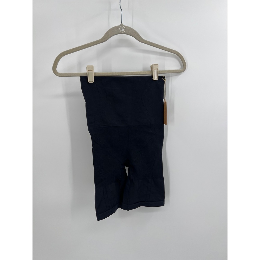Shapellx Black High Waisted Mid Thigh Shapewear‎ Shorts Size L NWT